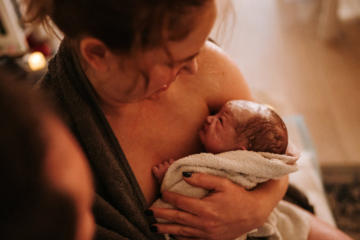 birth-photographer-doula-buckinghamshire-21