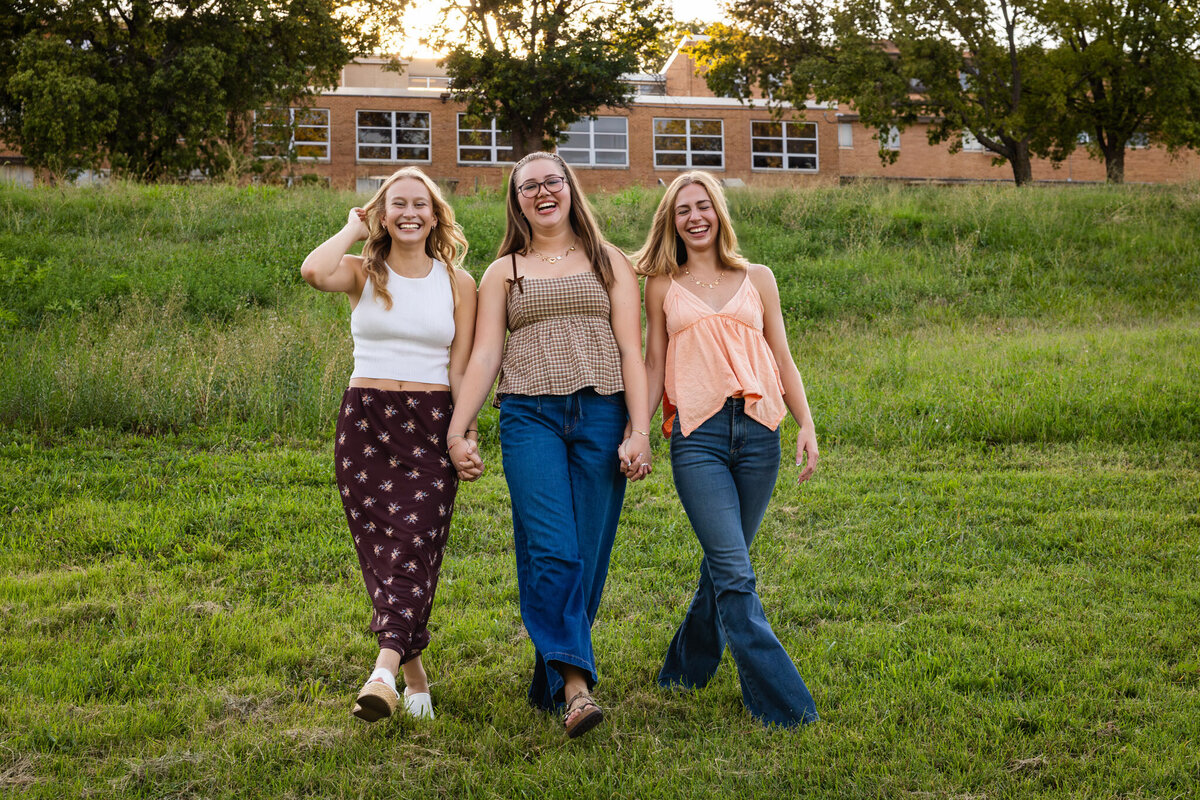 lawrence-ks-senior-photos_megan-bowers-photography-17