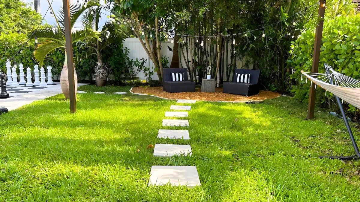 Backyard (8)