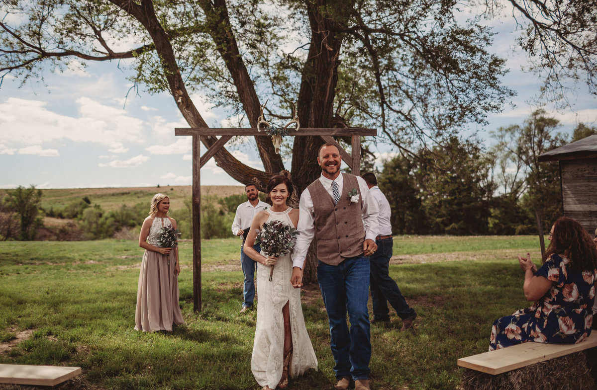 kansas-barn-wedding|native-roaming-33