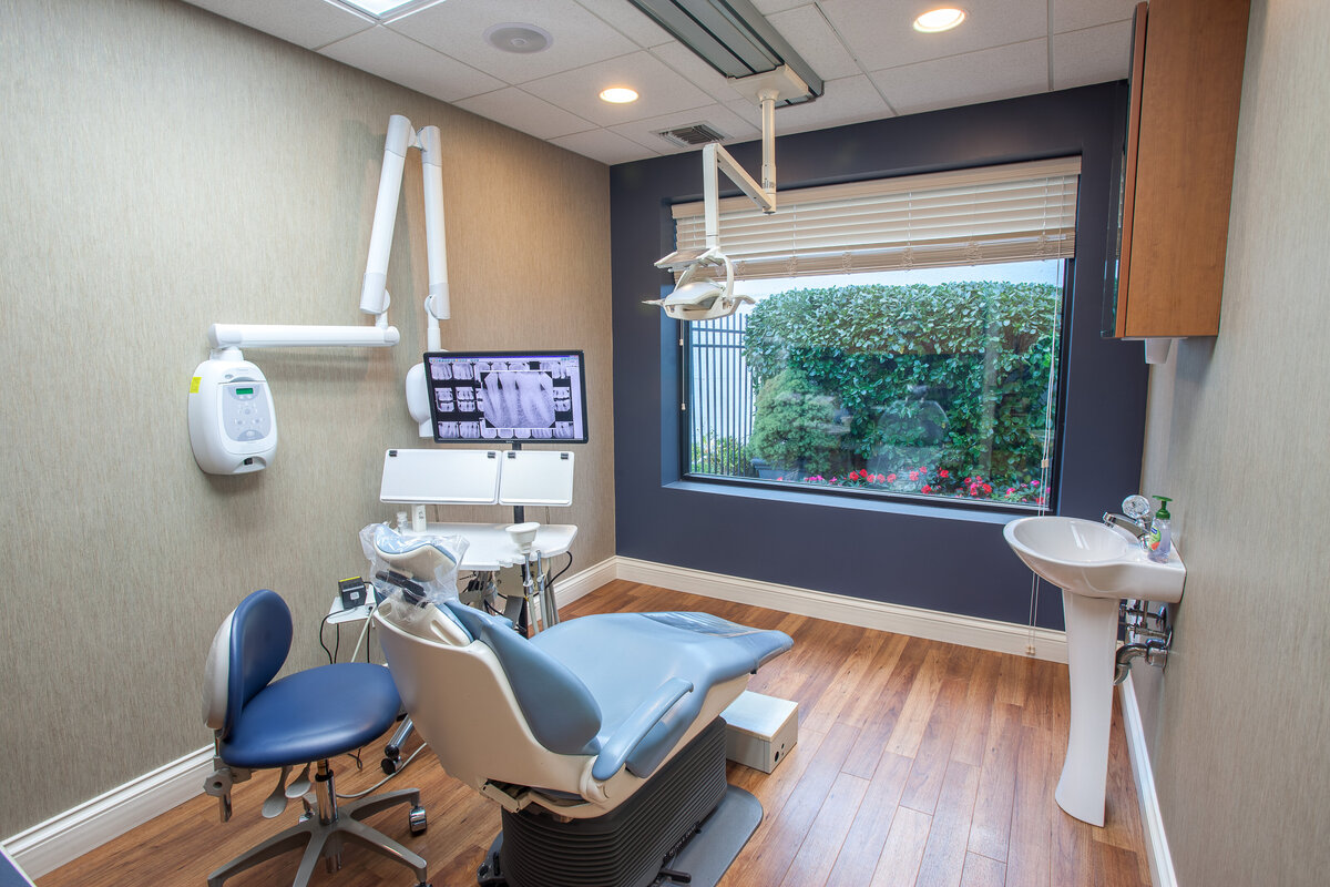 Dental Office Design Long Island New York Periodontist EnviroMed Design (18)