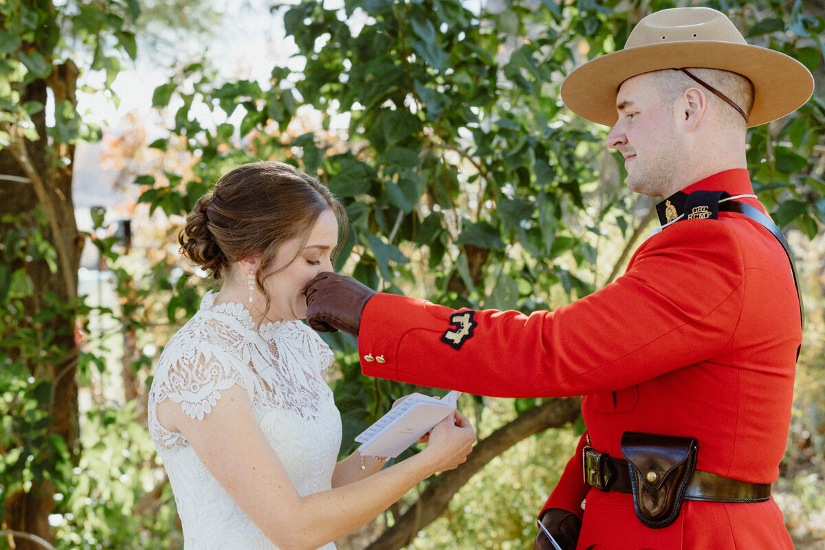 Strathmere-documentary-wedding-photographer-ottawa-43