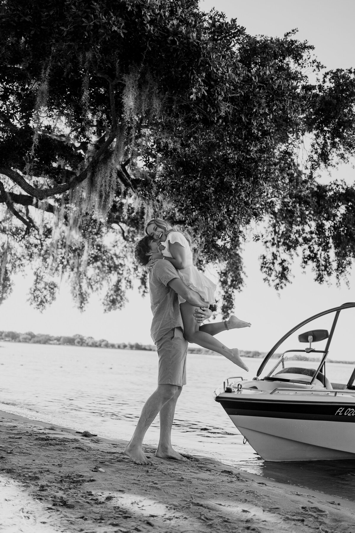 Millennium-Moments-Florida-Wedding-Photographer-Boat-Enagement-Session-Lake-FAV-38
