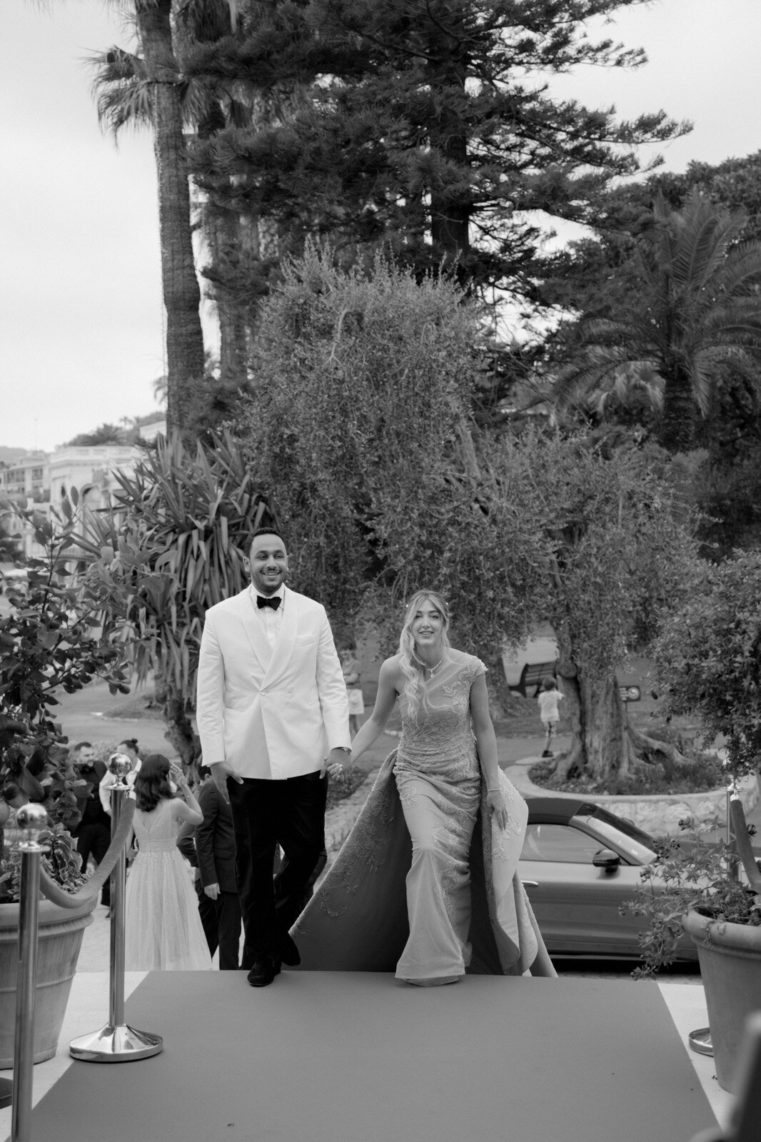 Flora_And_French_Riviera_Editorial_Wedding_Photographer-80
