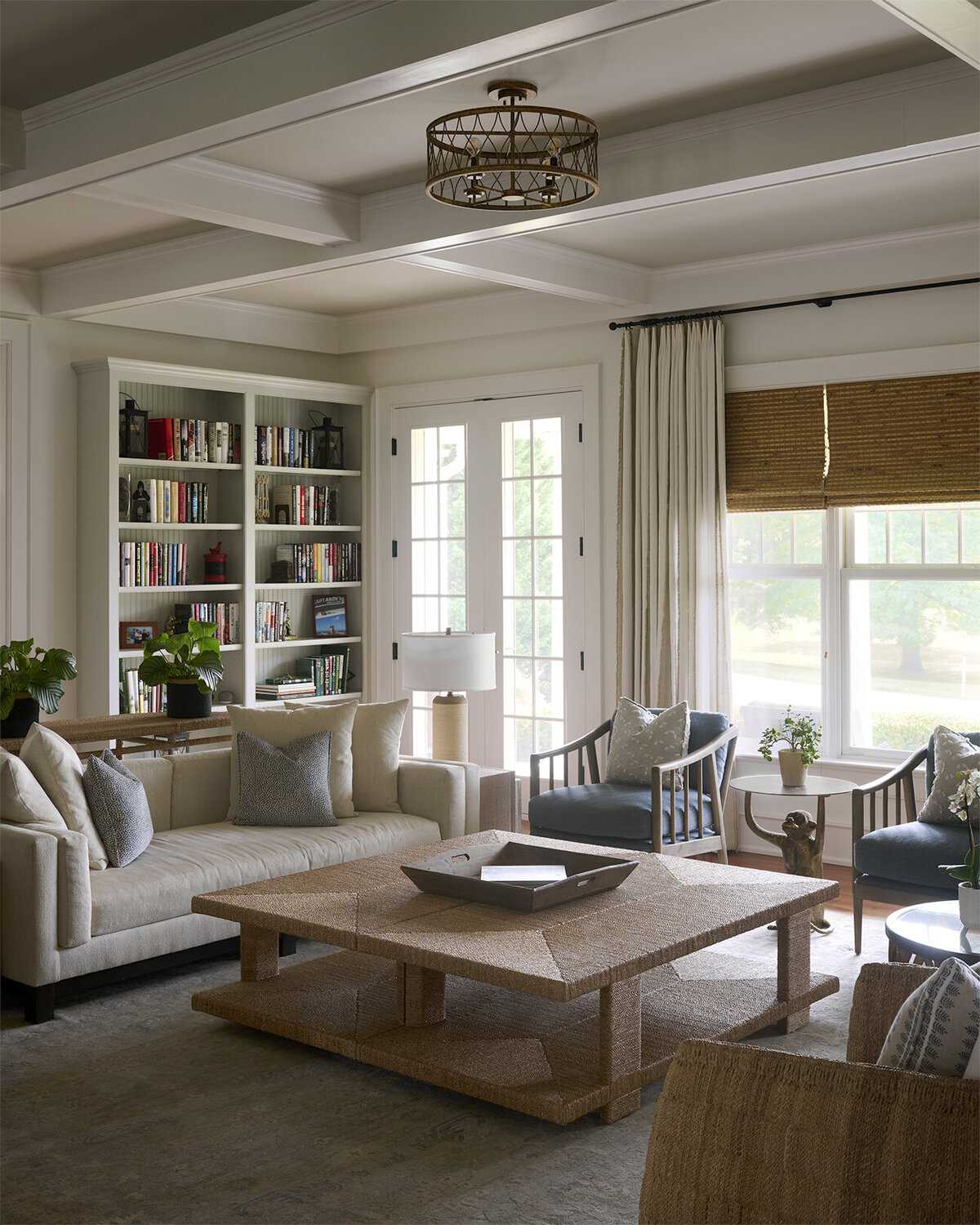 lantern_lores_living_03