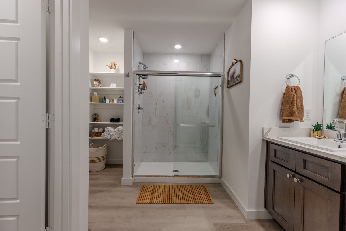 39_806 Hideout-0908-HDR