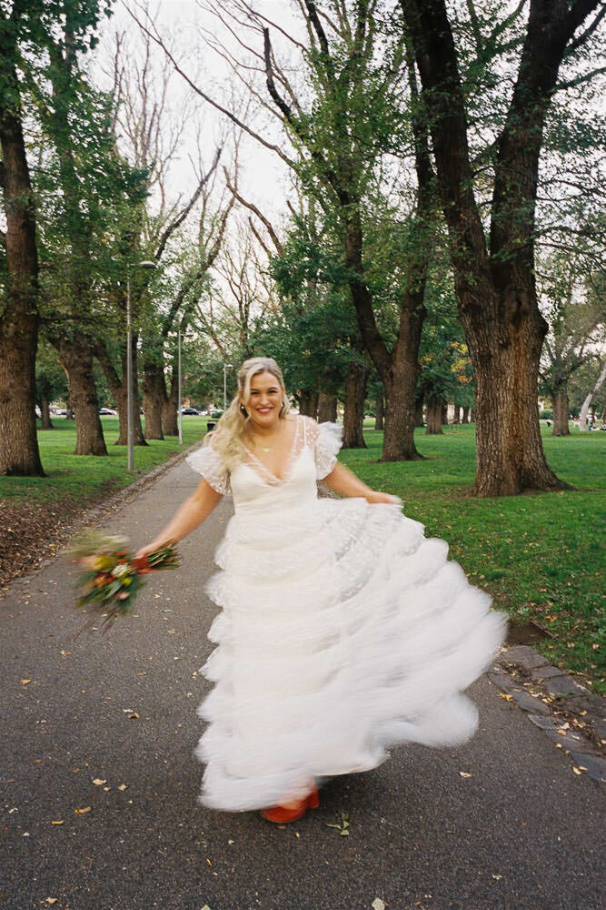 fitzroy bride on 35mm film at the edinburgh gardens