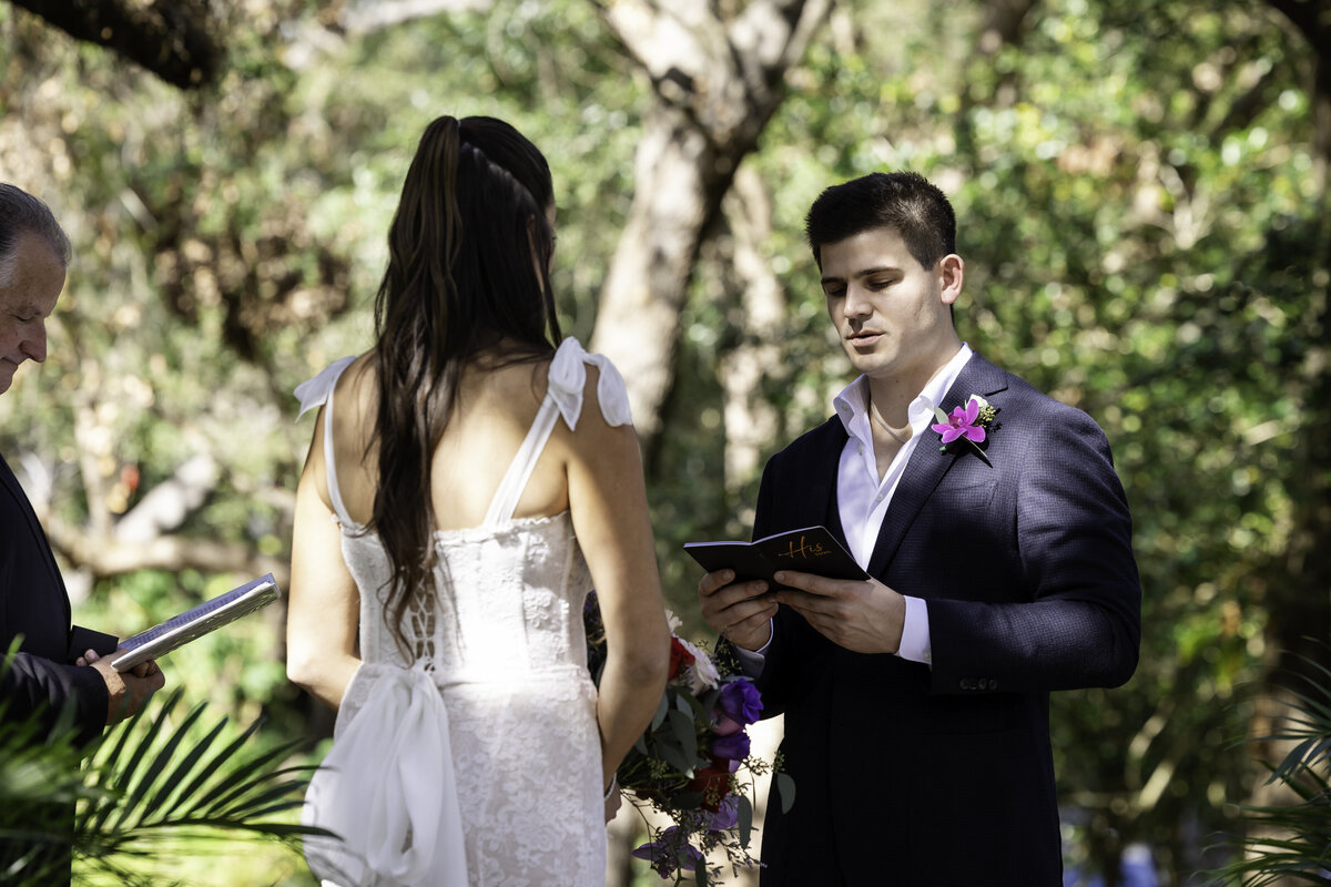 0078-cara-dehart-lewis-photography-del-favero-oasis-tampa-elopement-in-florida-chantilly-chic-celebrations