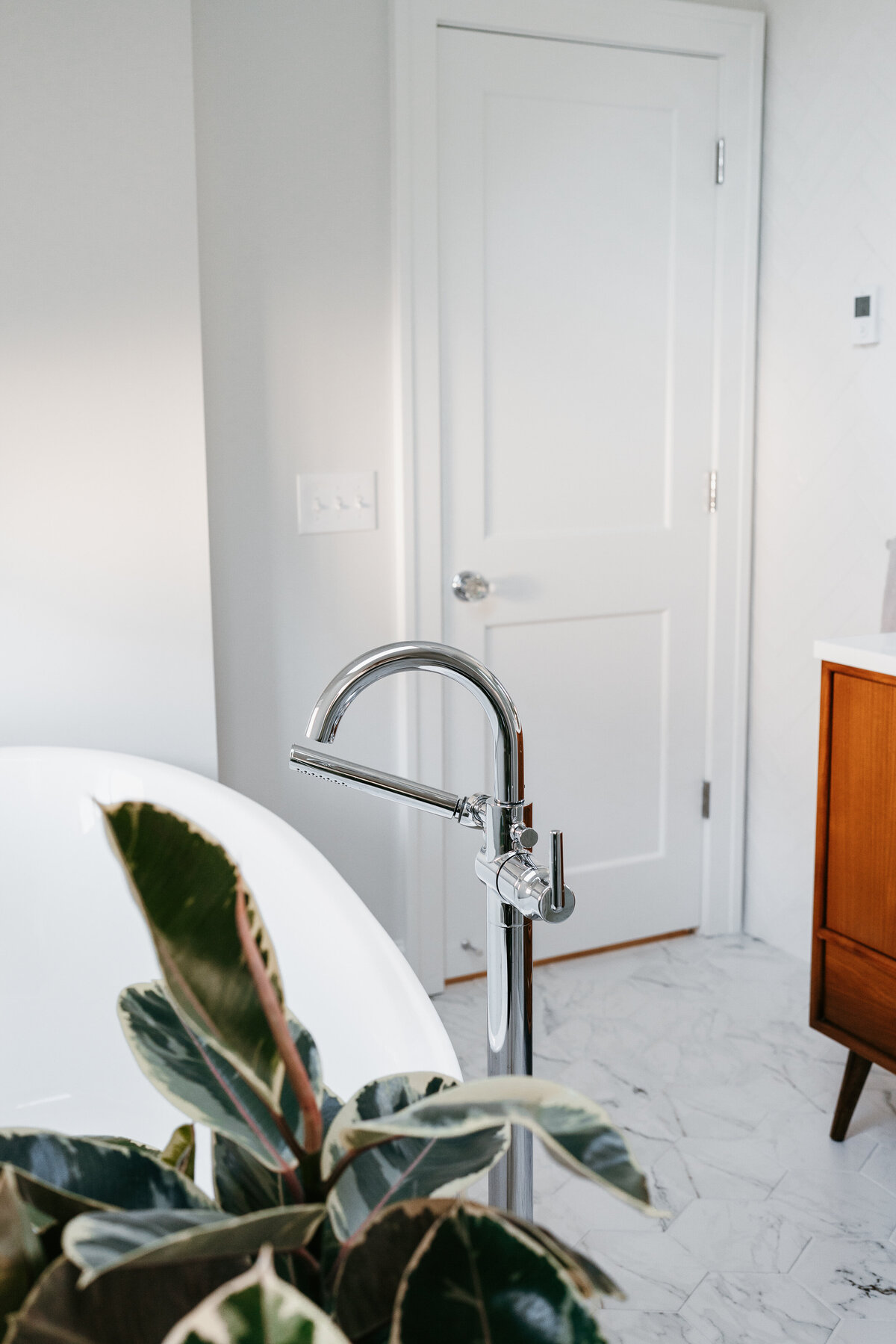 Bathroom and Mudroom Remodel Photoshoot-24