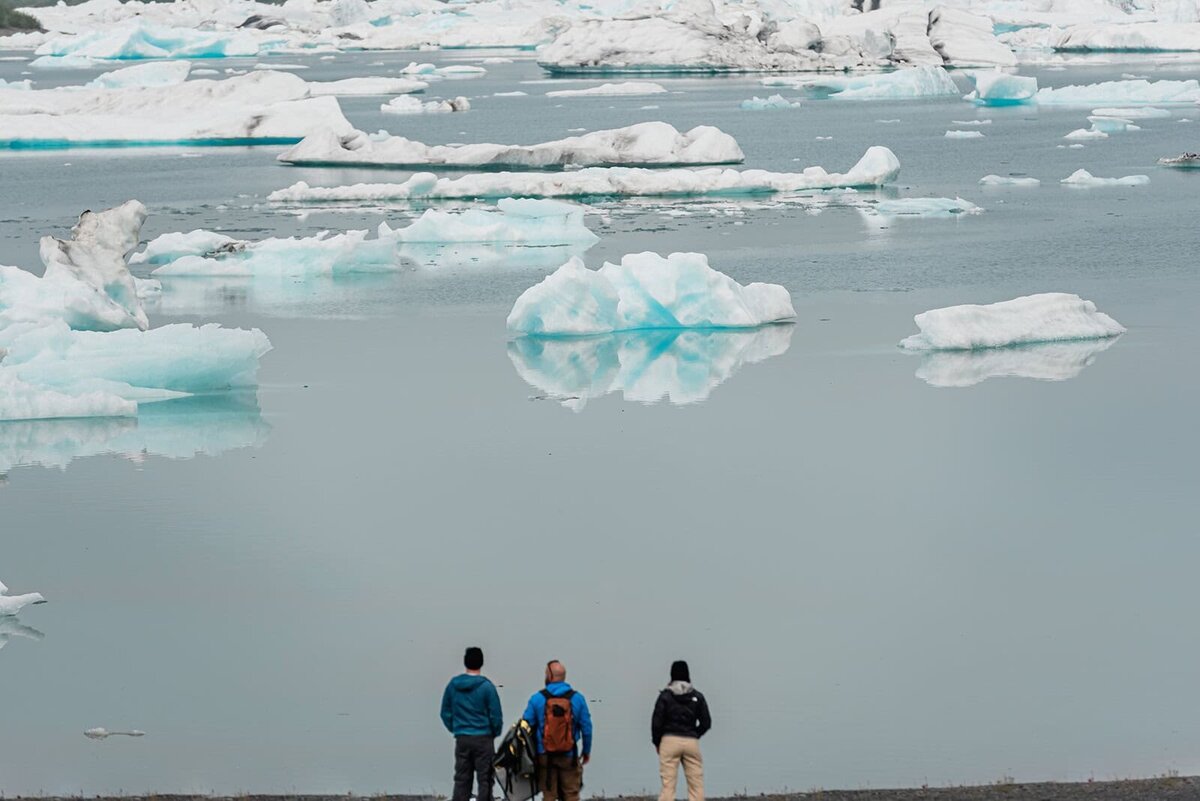 alaska-elopement-glacier-adventure-photography