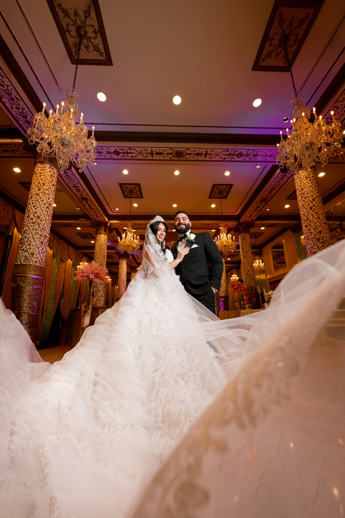 Berlez-Aspen-Avenue-Chicago-Wedding-Photographer-Windy-City-Wedding-Dance-Fulton-West-Event-Christmas-Session-26