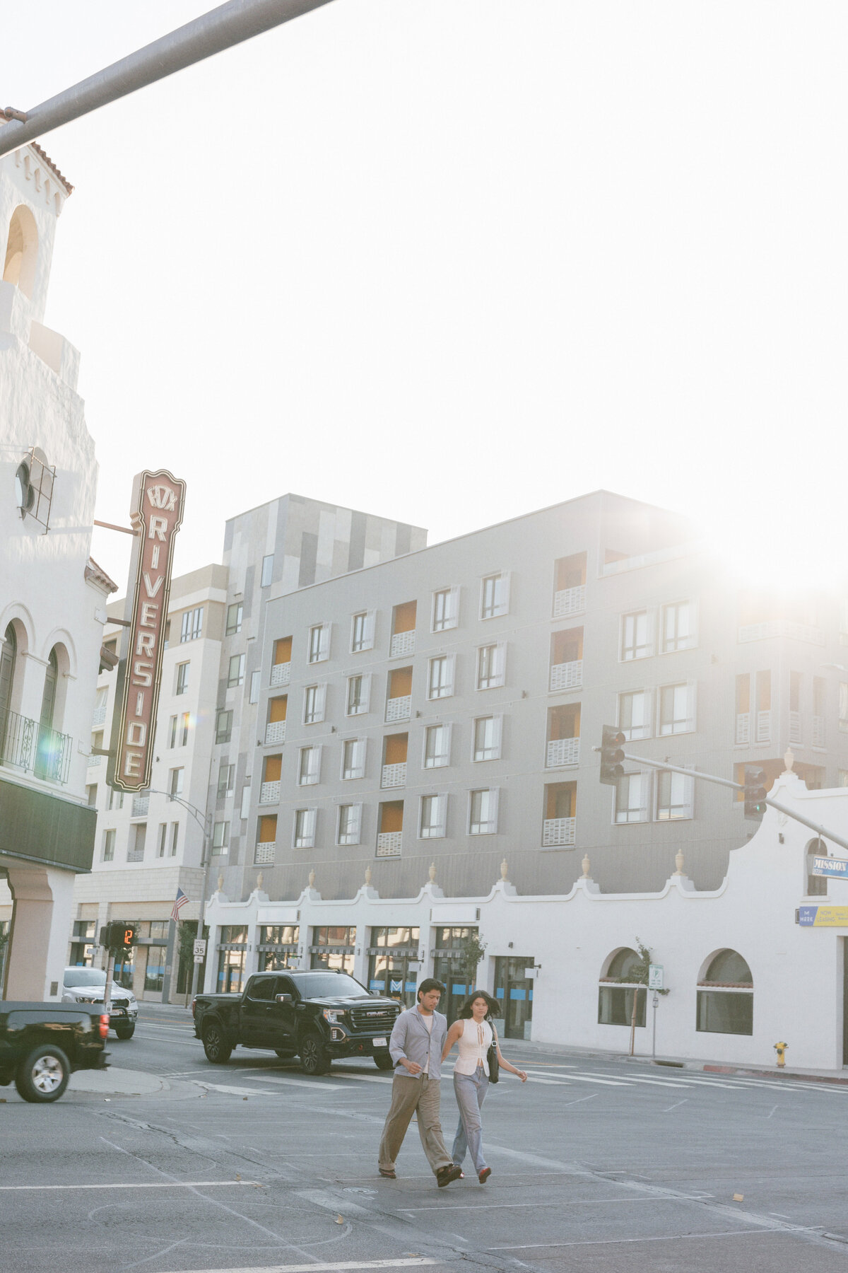 downtown-riverside-elopement-olive-and-oath-13