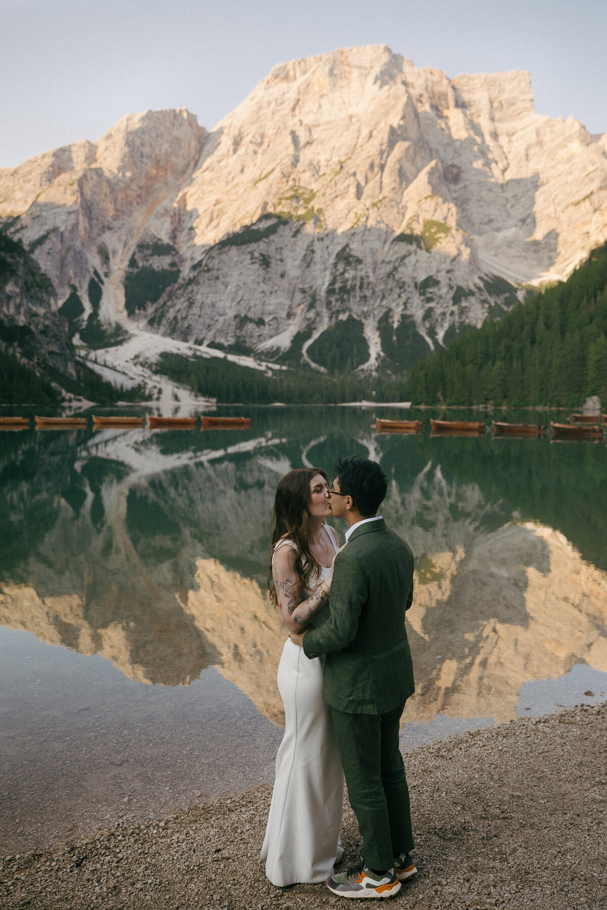 dolomites-italy-lake-mountain-elopement-europe-meghangibsonphoto-3