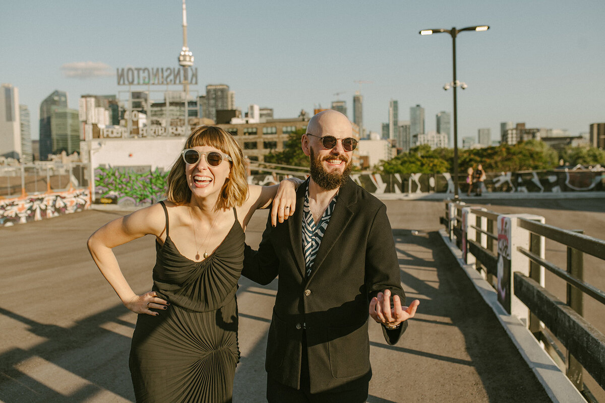 toronto-city-elopement-kensington-market-freespirited-romantic-fun-authentic-wedding-photography-2621