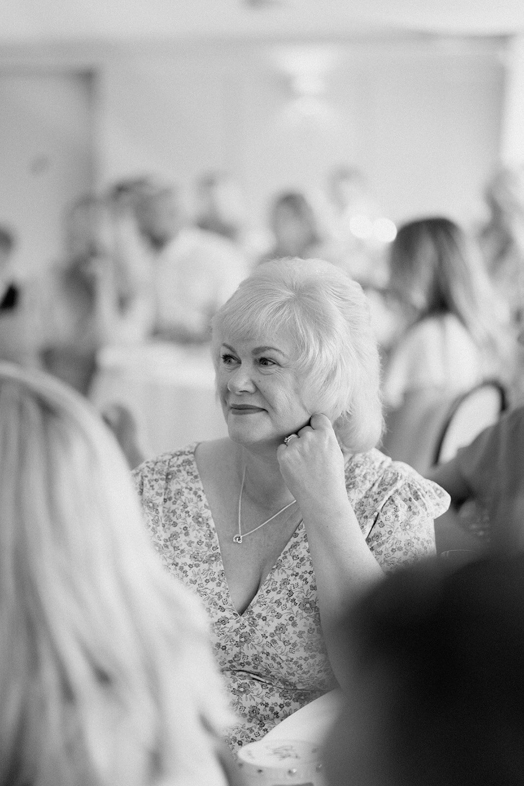 THE TOASTS_LL302488