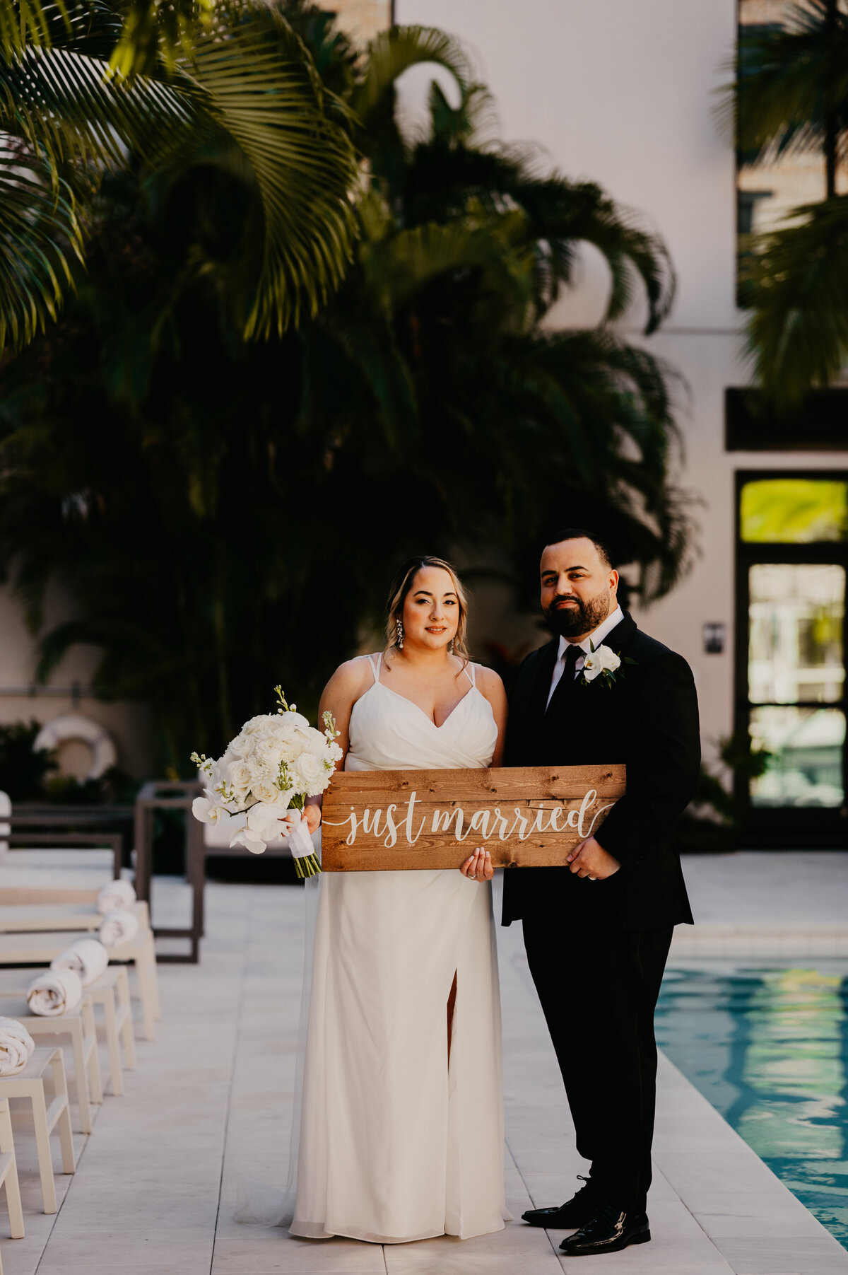 mariah-lacy-photo-hotel-haya-elope-tampa-chantilly-chic-celebrations-8
