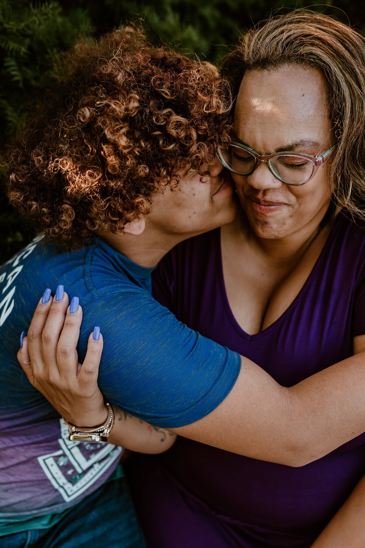 Mother-son-close-up-candid-session-Iowa-State-University-iowa-Storyteller-Collective-Photo-Co
