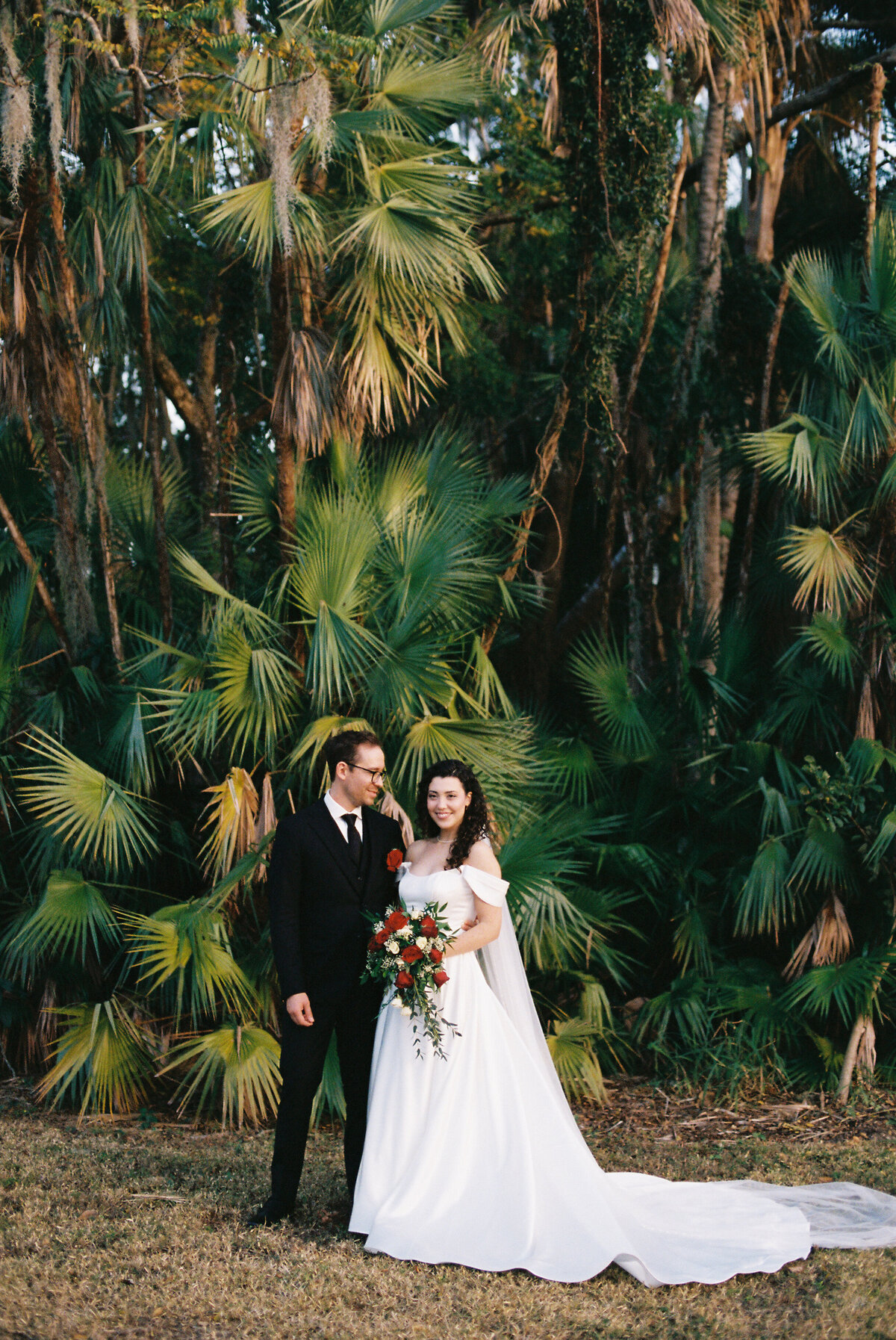 wedding day photos in florida on 35mmfilm
