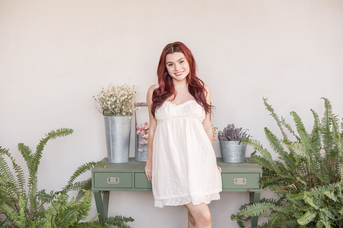 Blue-Door-Blooms-Ariana-Senior-169