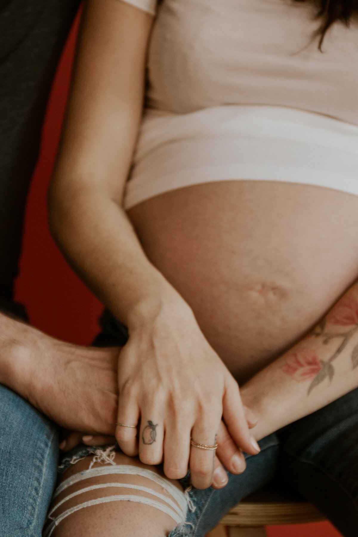 Tess and Zack Maternity_005