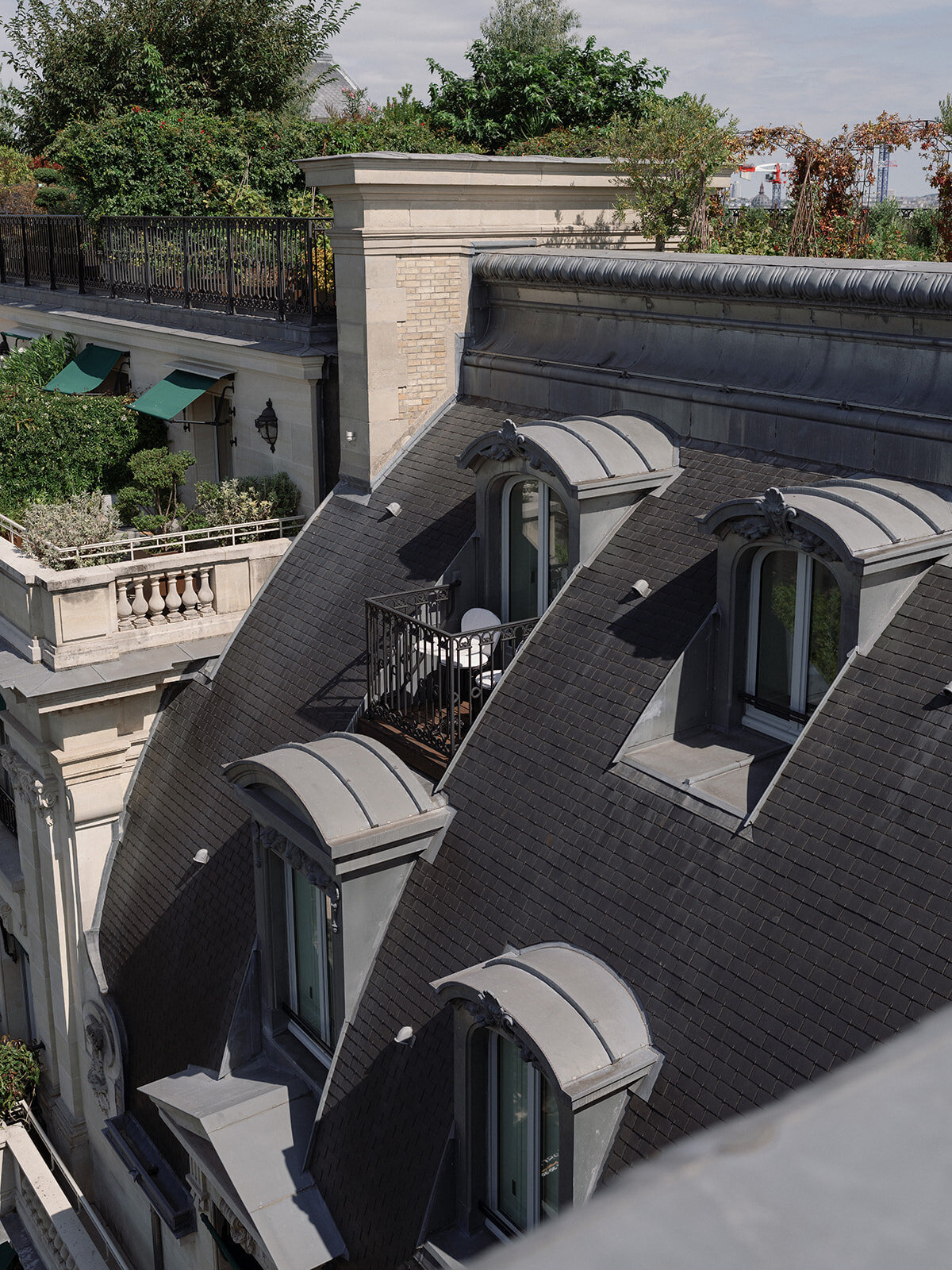 Jennifer Fox Weddings American wedding planning & design agency in Paris, crafting luxury weddings at The Peninsula Paris, a luxury hotel in Paris Jenny Quicksall Photography_A+S Wedding-4