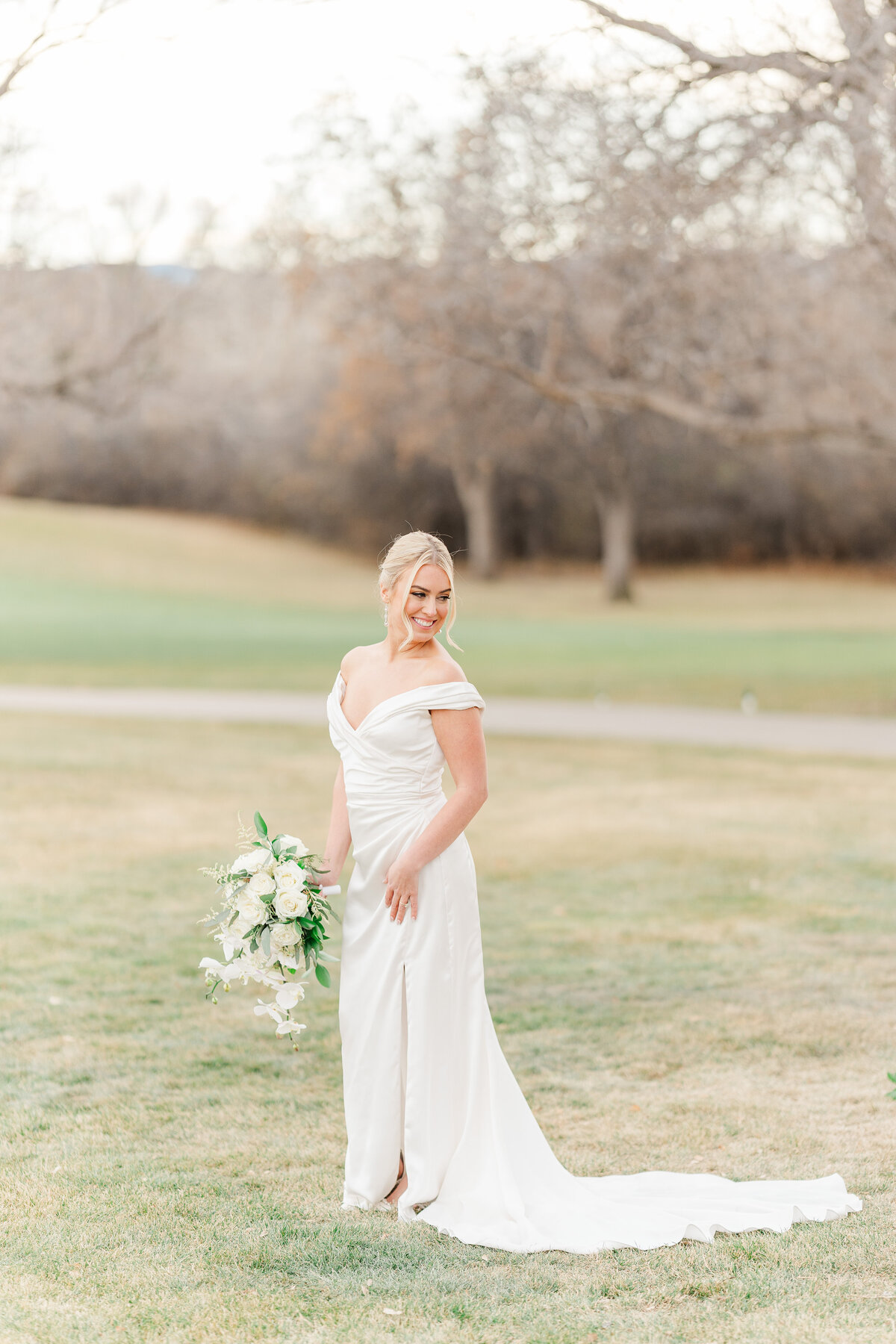 Wellshire Denver Colorado Classic Winter Wedding Elena Spraguer Photography 0063