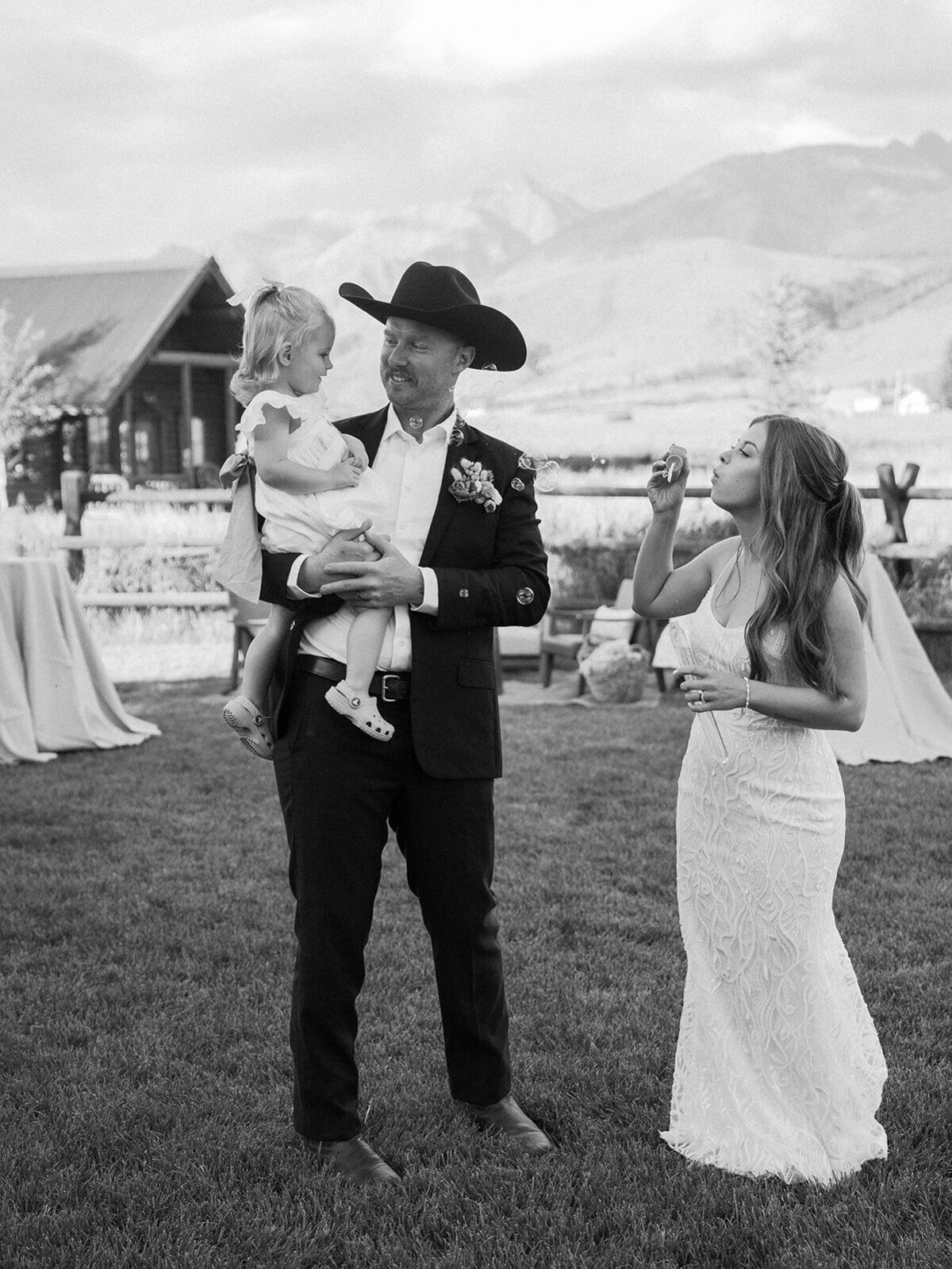 Sam & Molly_The Copper Rose Ranch Montana-658