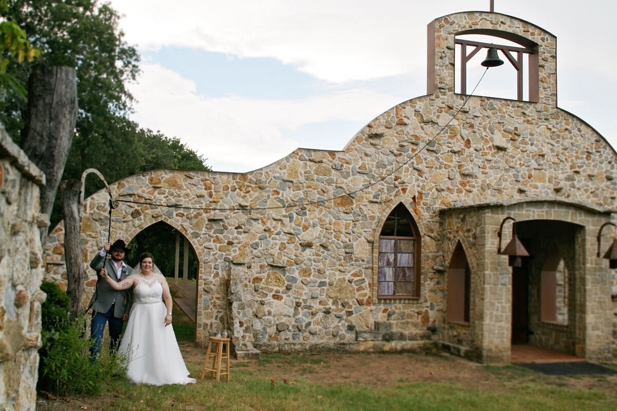 Alicia-and-John-wedding-in-Dallas-Texas-Bella-Vista-Wedding-Planning-31