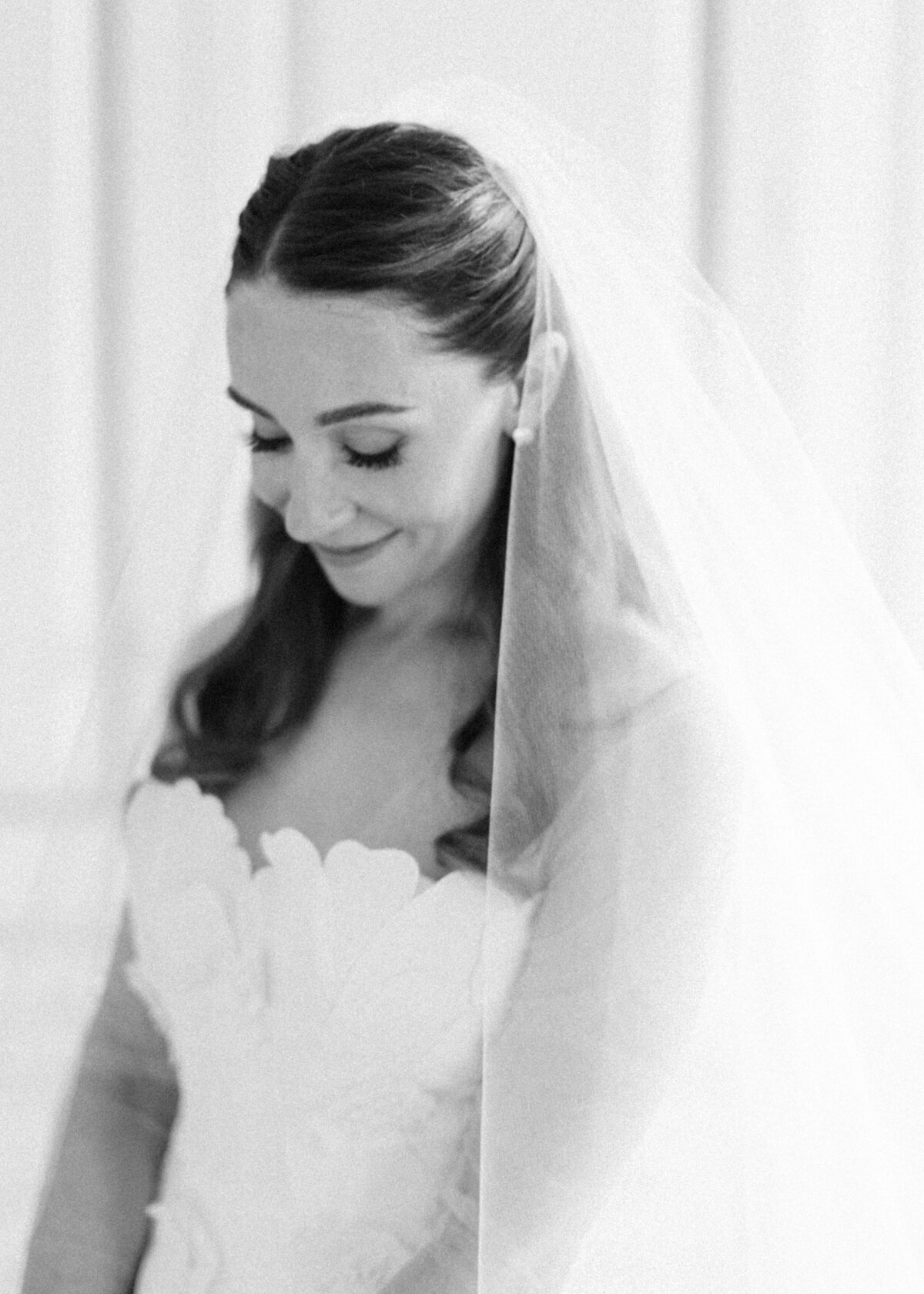 Corrie-Wilf-Wedding-Yester-Estate-Chloe-Winstanley-Photography-165