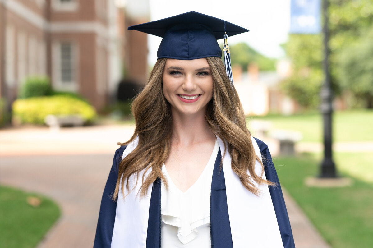 north-carolina-wake-forest-raleigh-senior-photograher-senior-pictures-kerri-o'brien-photography-graduate-cap-and-gown-Mallory-12