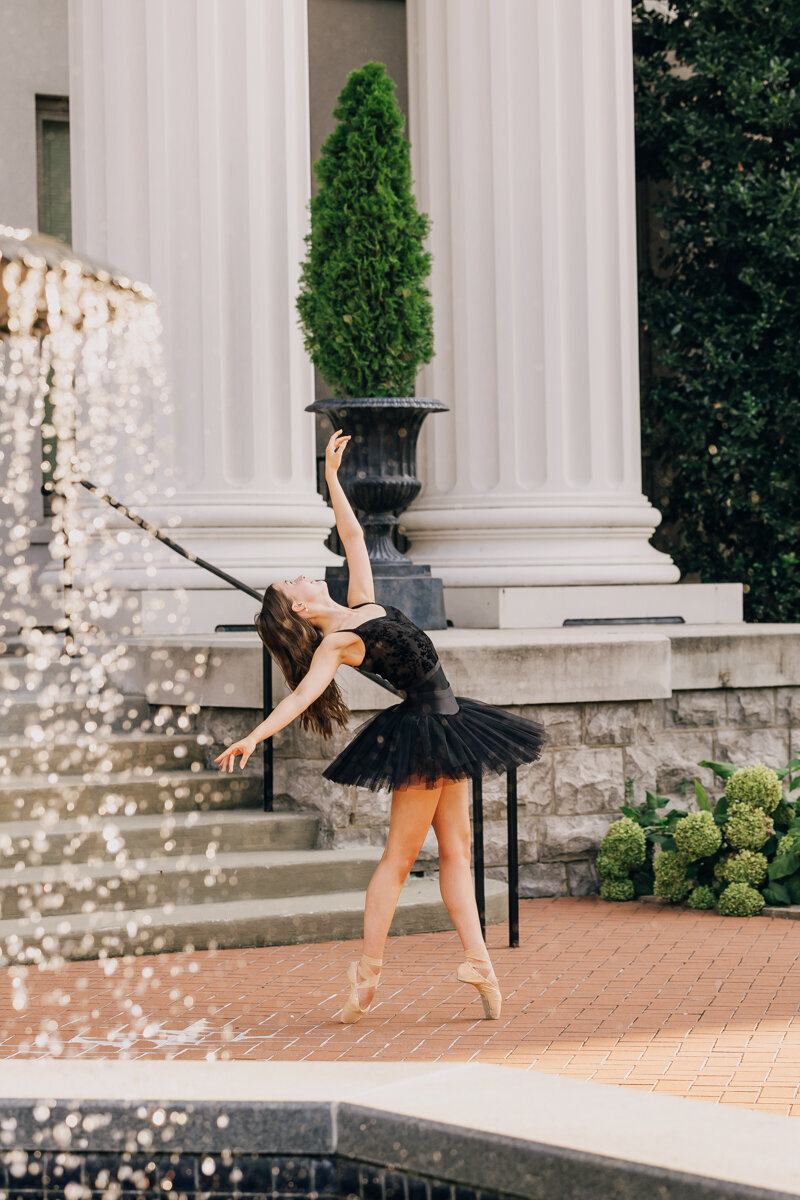 Belmont_University_Senior_Portrait_Session-12