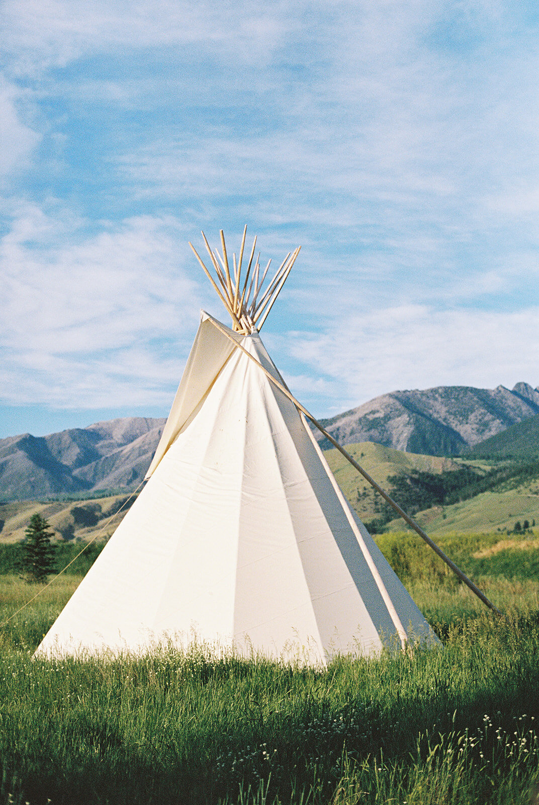 Sam & Molly_The Copper Rose Ranch Montana-845