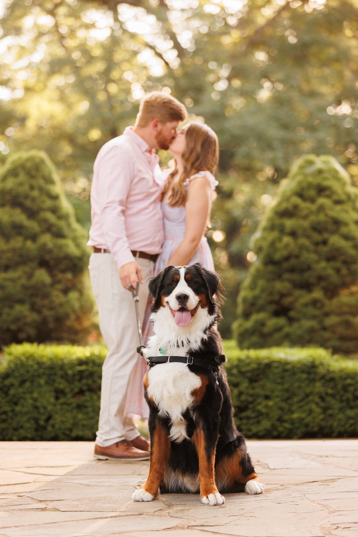 07-kellogg-manor-house-grand-rapids-engagement