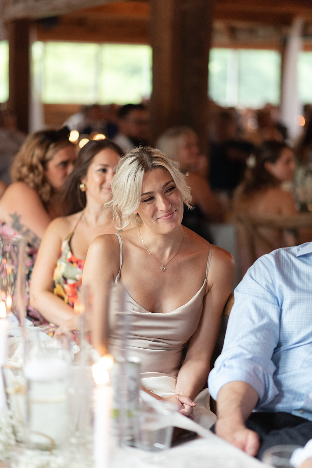 wedding-barn-guests-reception
