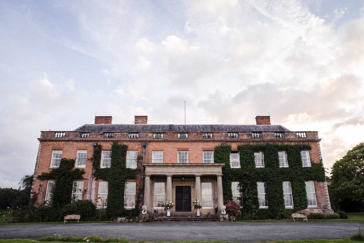timless-walcot-hall-wedding-photography-1427