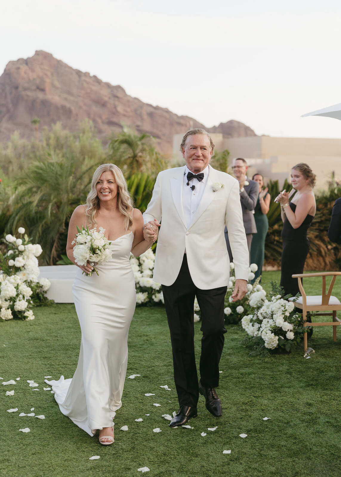 Luxury wedding ceremony in scottsdale styled by Arizona wedding planner