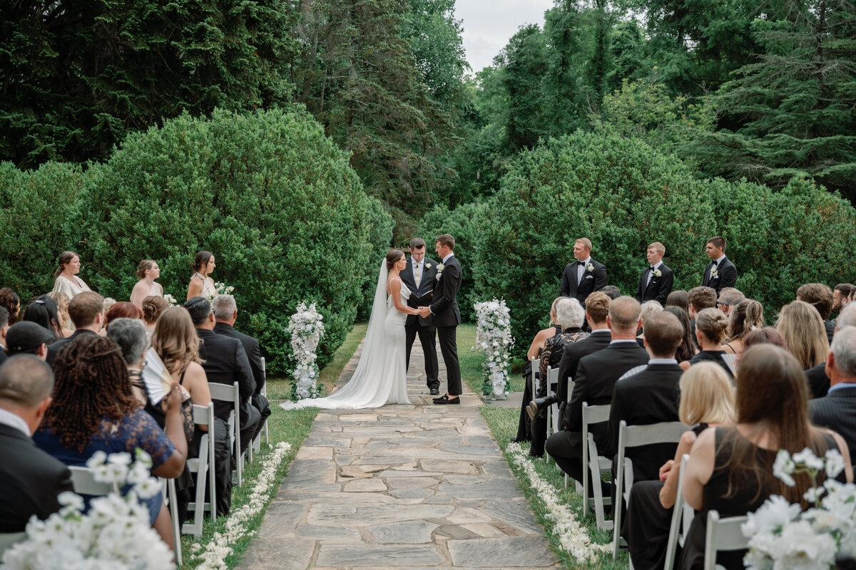 Wedding ceremony at Rust Manor House
