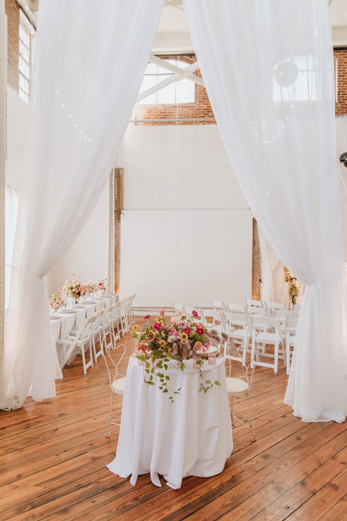 old-city-wedding-stroll-2022-24