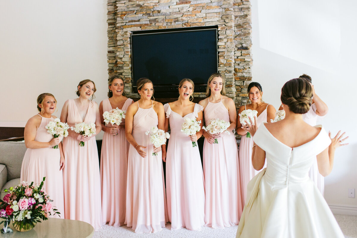 NicodemCreative-Kitty+SpencerWedding-ButterfieldCountryClub-182