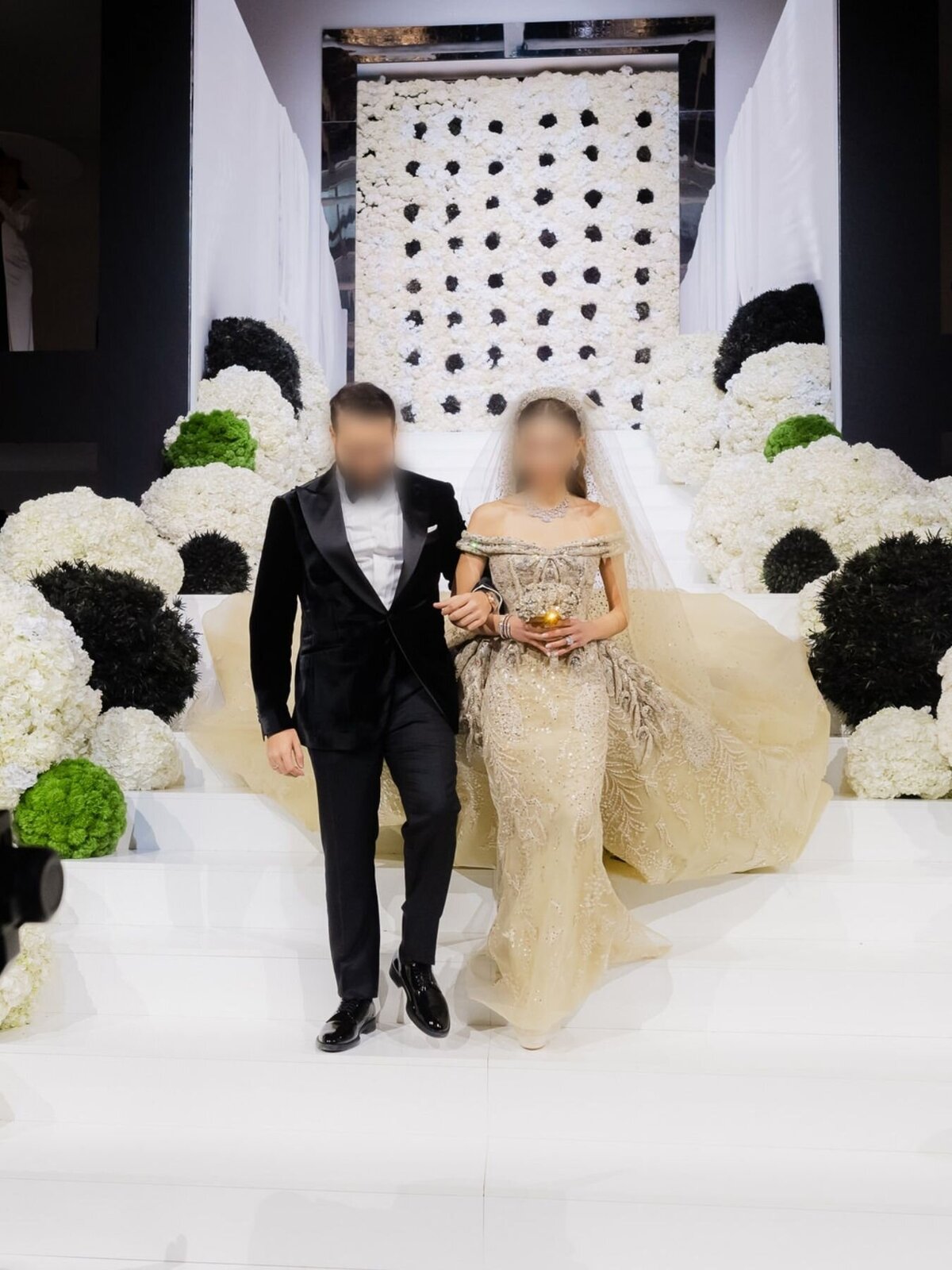 Chateau Chantilly Fairytale France Destination Arab Wedding by @alejandrapoupelevents 49