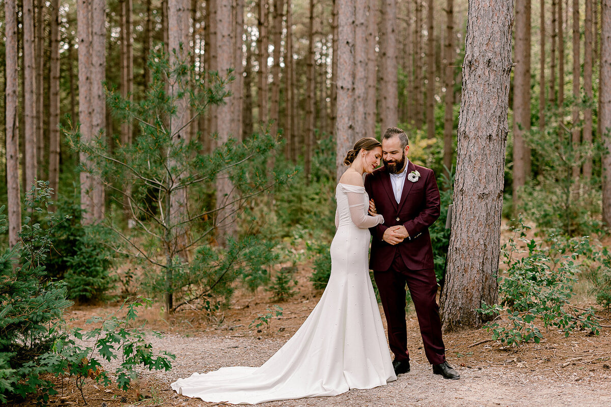 Minneapolis-Wedding-Photographer-Couple-86