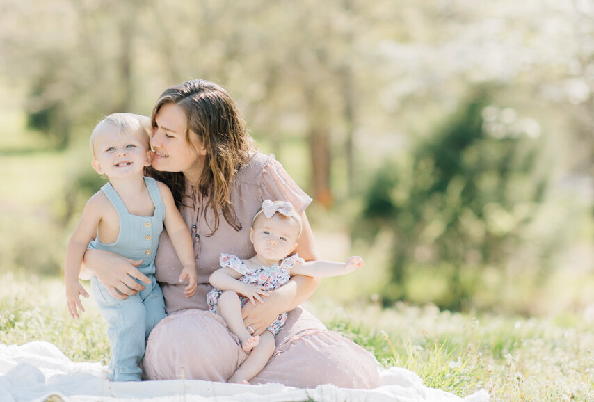 Outdoor Motherhood Photo Session Spring Hill TN