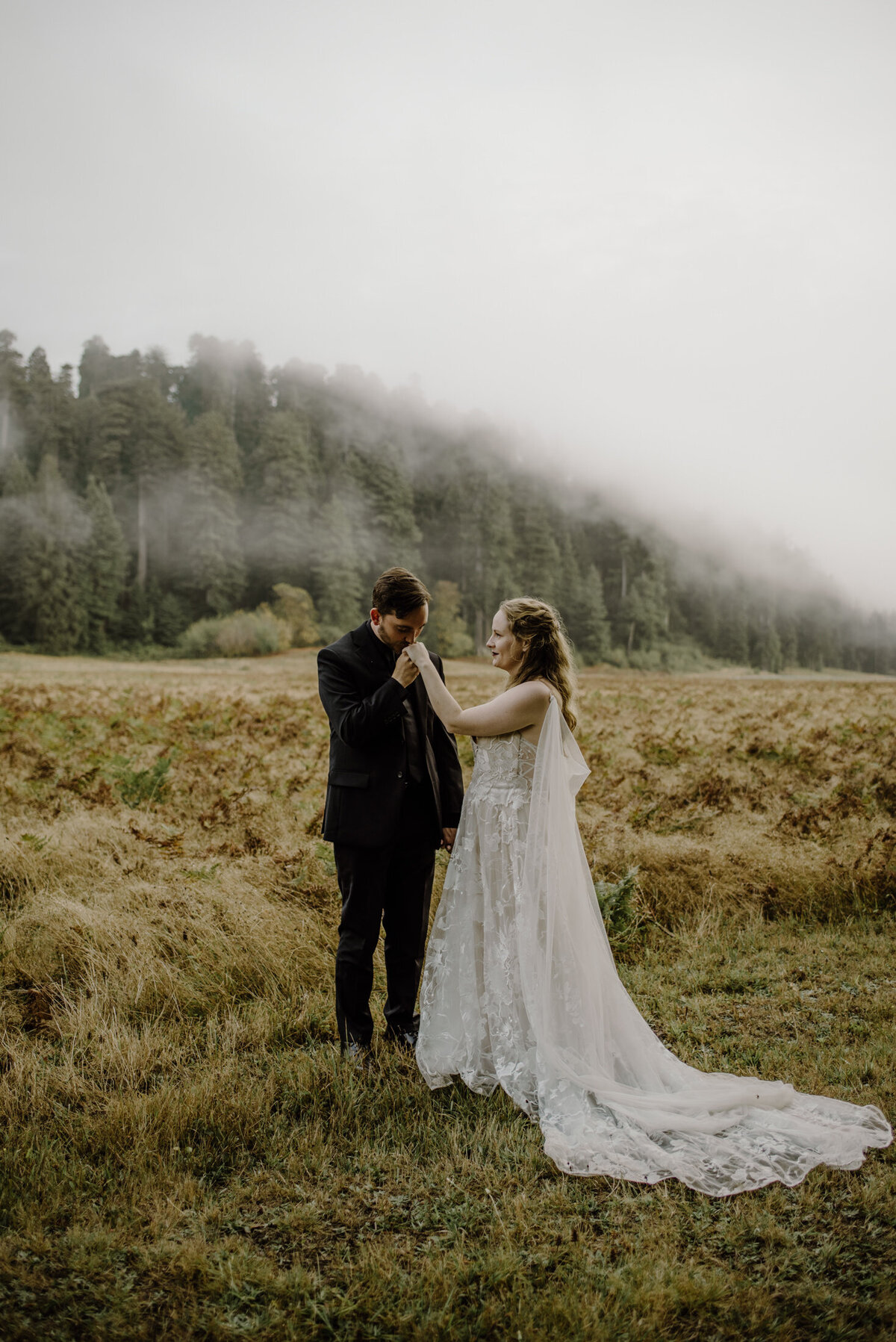 mitchell-grove-orchard-elopement-bridal-cape00075