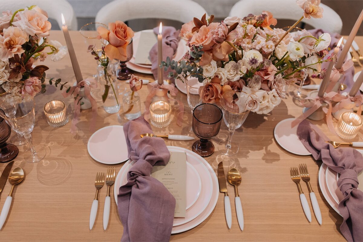 Romantic & beautiful table setting 7