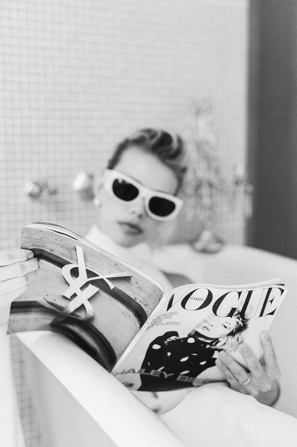 fashion-modern-candid-timeless-wedding-photographer-european-30