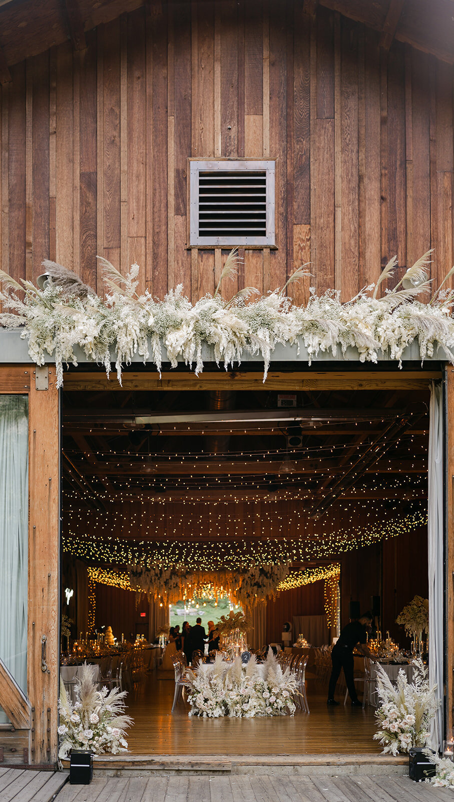 sundance-mountain-resort-fall-bridgerton-wedding-pepper-nix-2125-1809