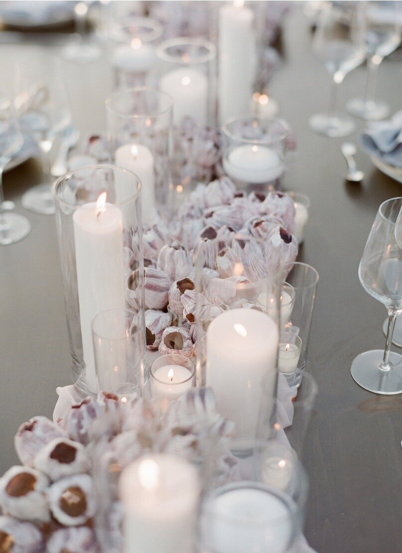 Style-Me-Pretty-Island-Beach-Bonfire-Dinner-Dasfete-6