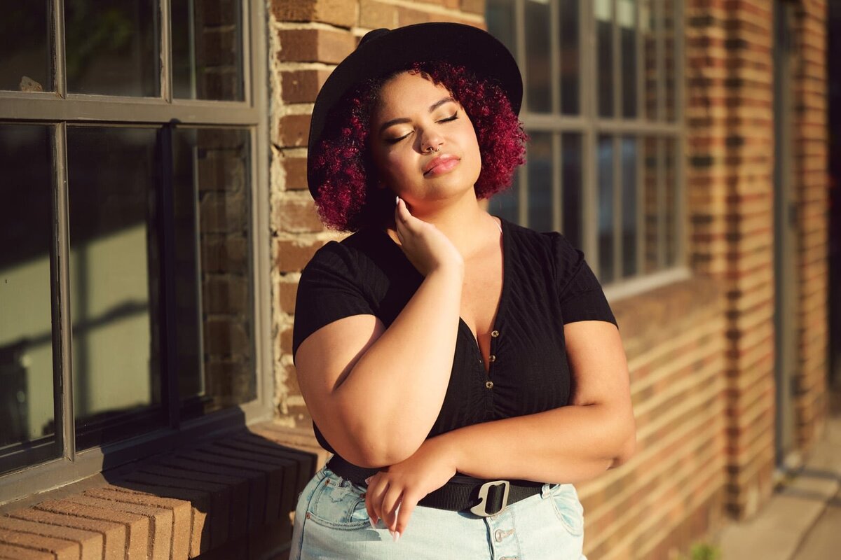 Relaxed Senior Picture Photographer Portrait in Urban Setting with Sunlit Reflection-30