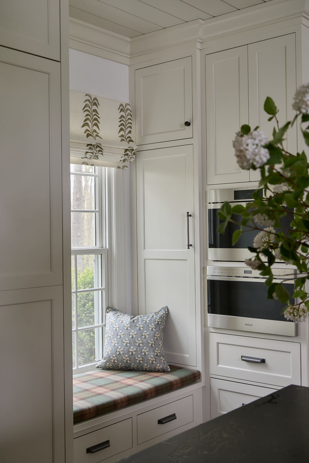 Dunham House 71 Laura Design Company Wayne, Illinois Interiors Dunham 75