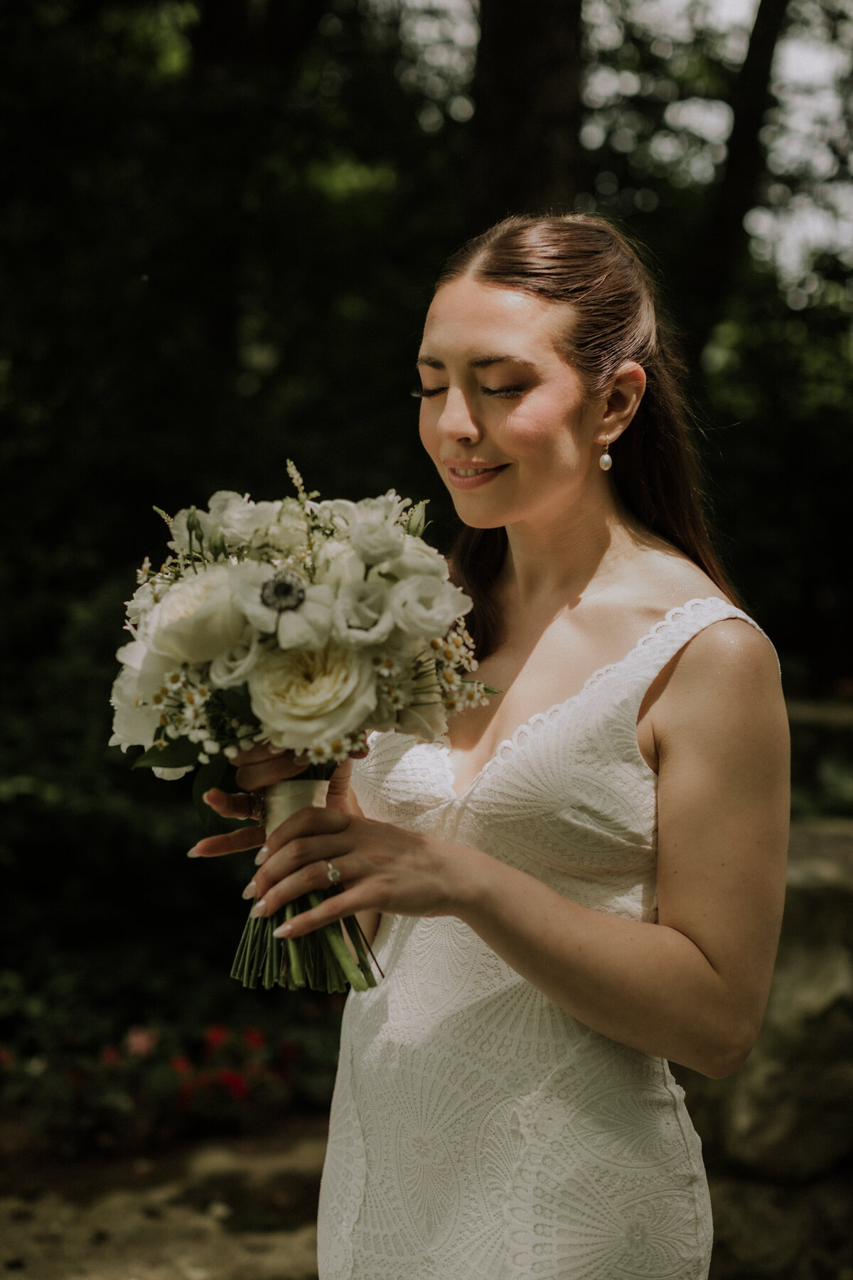 rebecca-adrian-wedding-queens-landing-niagara-on-the-lake-summer-water-15